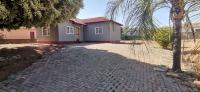 Front View of property in Mabopane