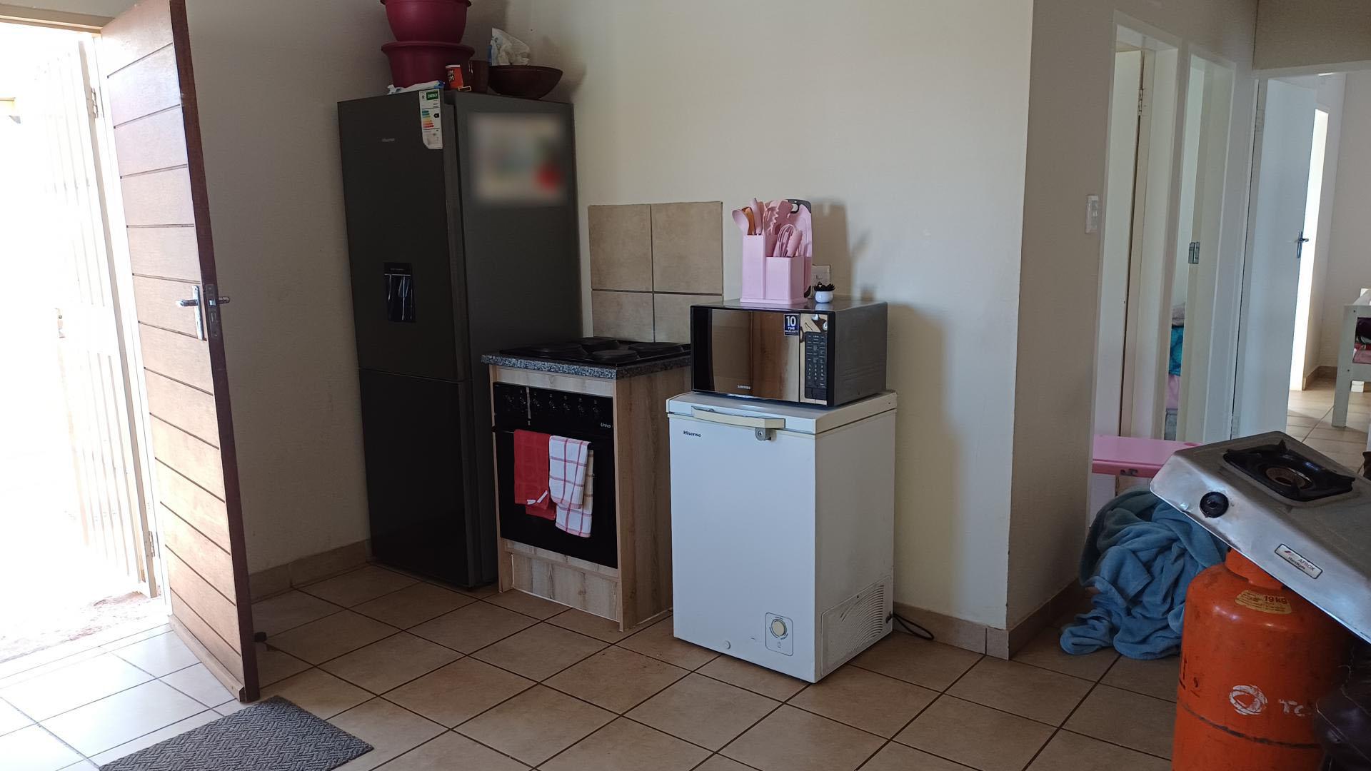 Kitchen of property in Sky City
