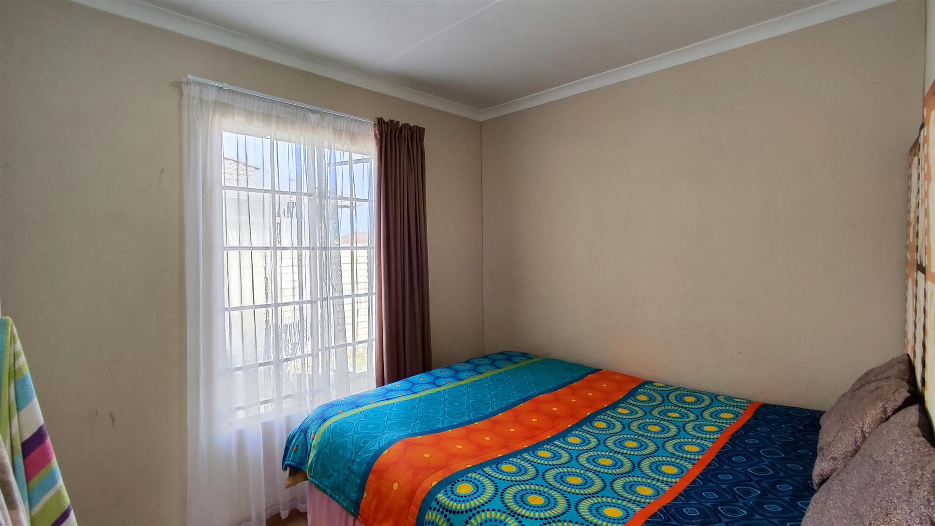 Bed Room 1 - 8 square meters of property in Sky City