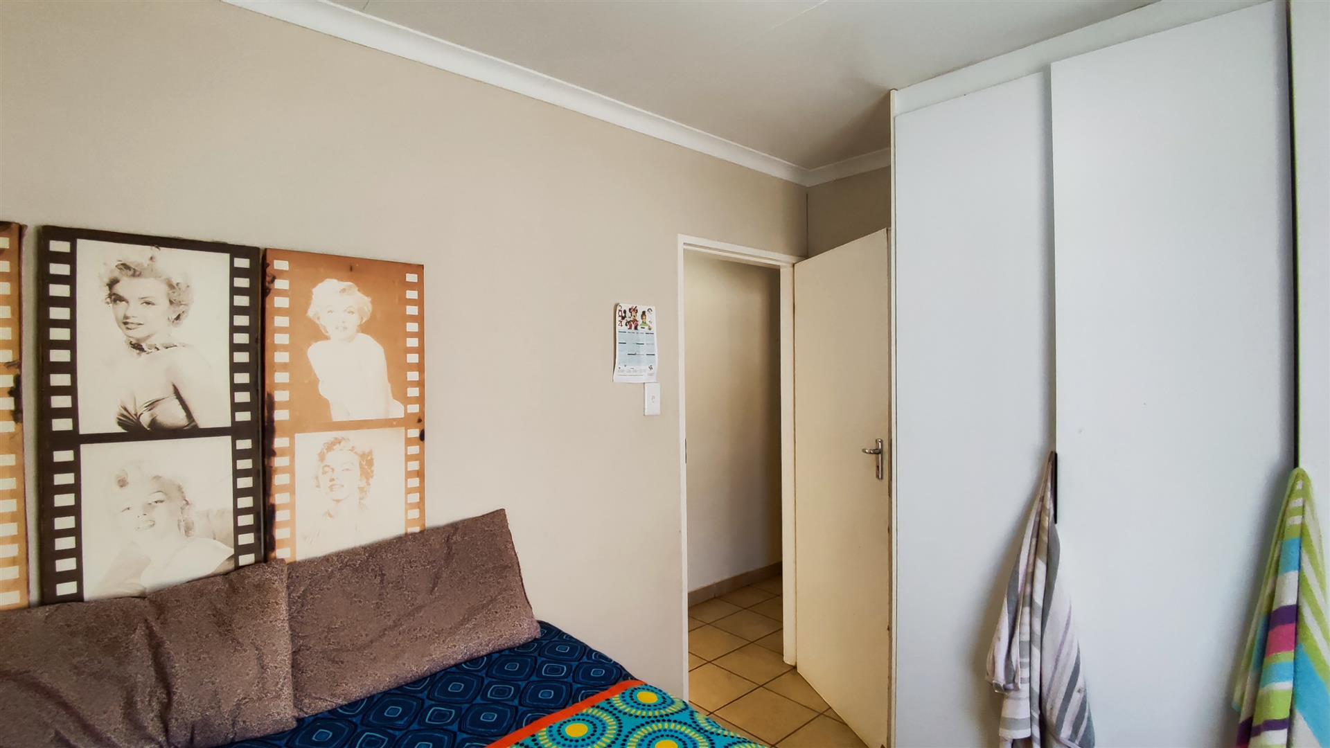 Bed Room 1 - 8 square meters of property in Sky City