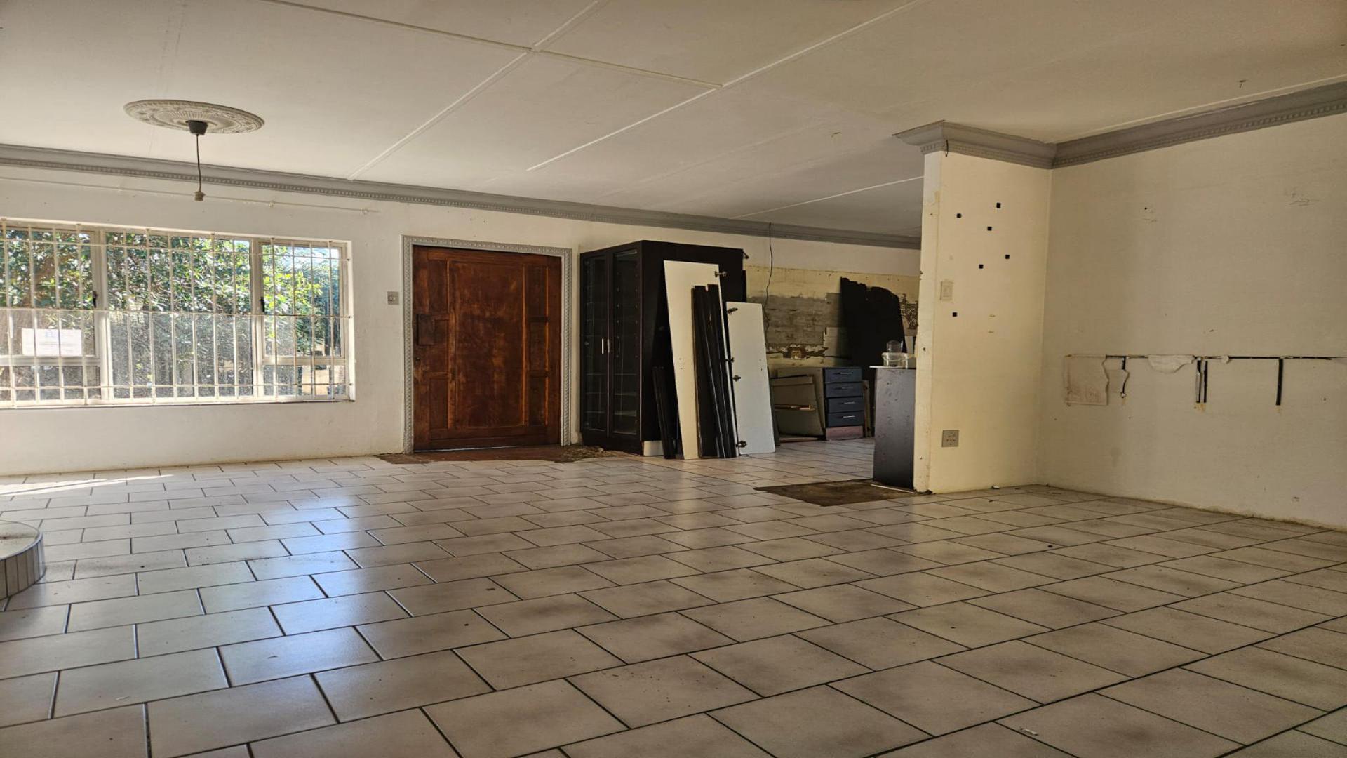 Lounges of property in Pennington