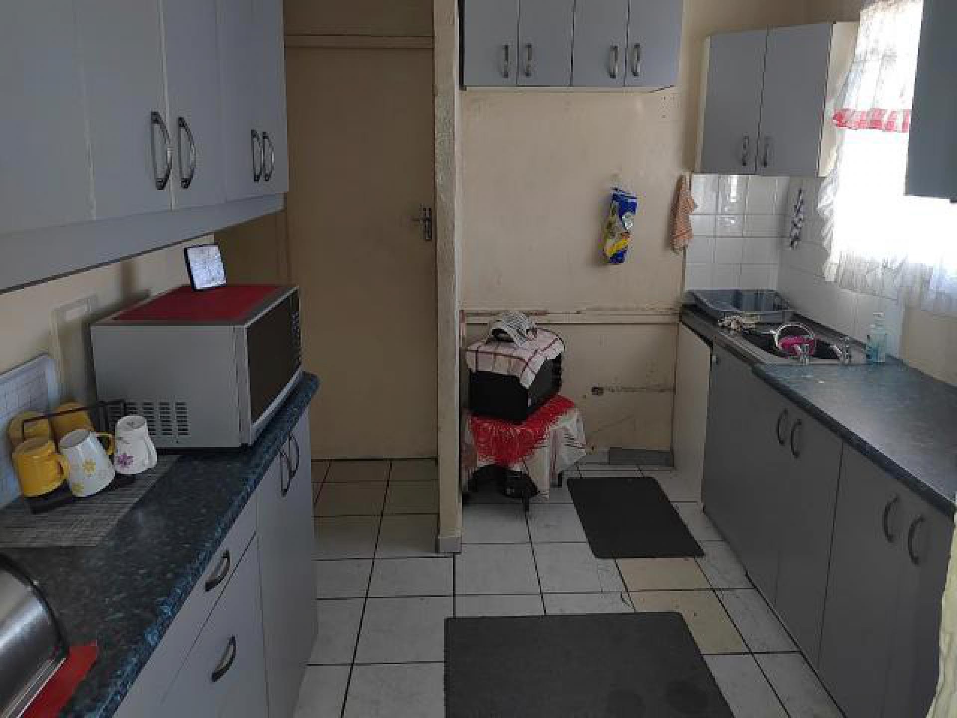 Kitchen of property in Tafelsig