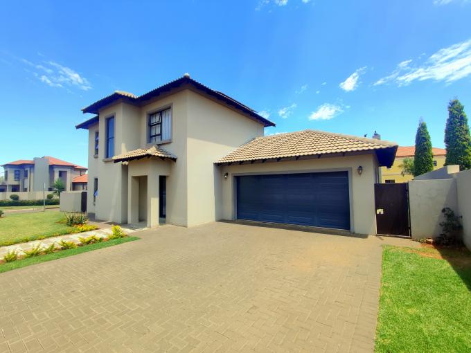 4 Bedroom House for Sale For Sale in Monavoni - MR608485