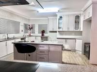  of property in Glen Marais
