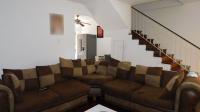 Lounges - 21 square meters of property in Westridge