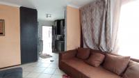 Lounges - 9 square meters of property in Clayville