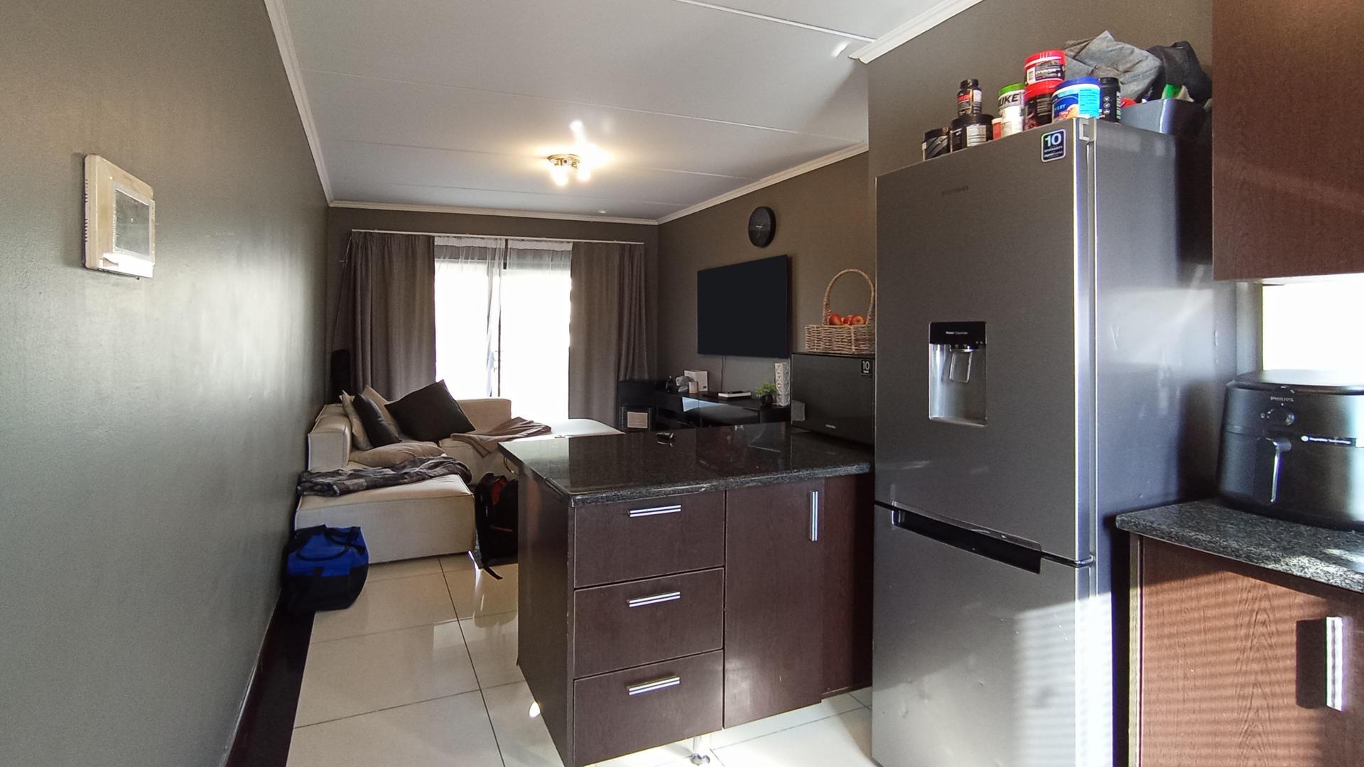 Kitchen - 8 square meters of property in Midrand