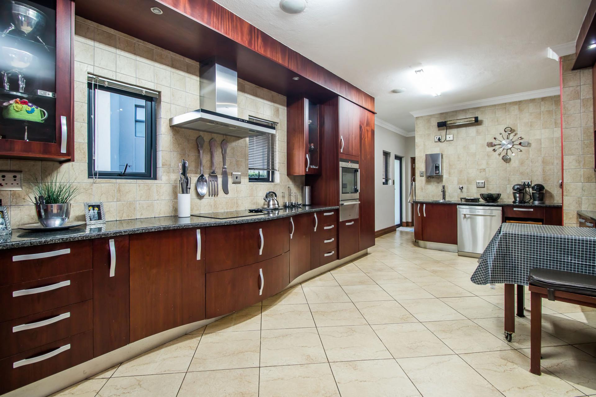  of property in Olympus