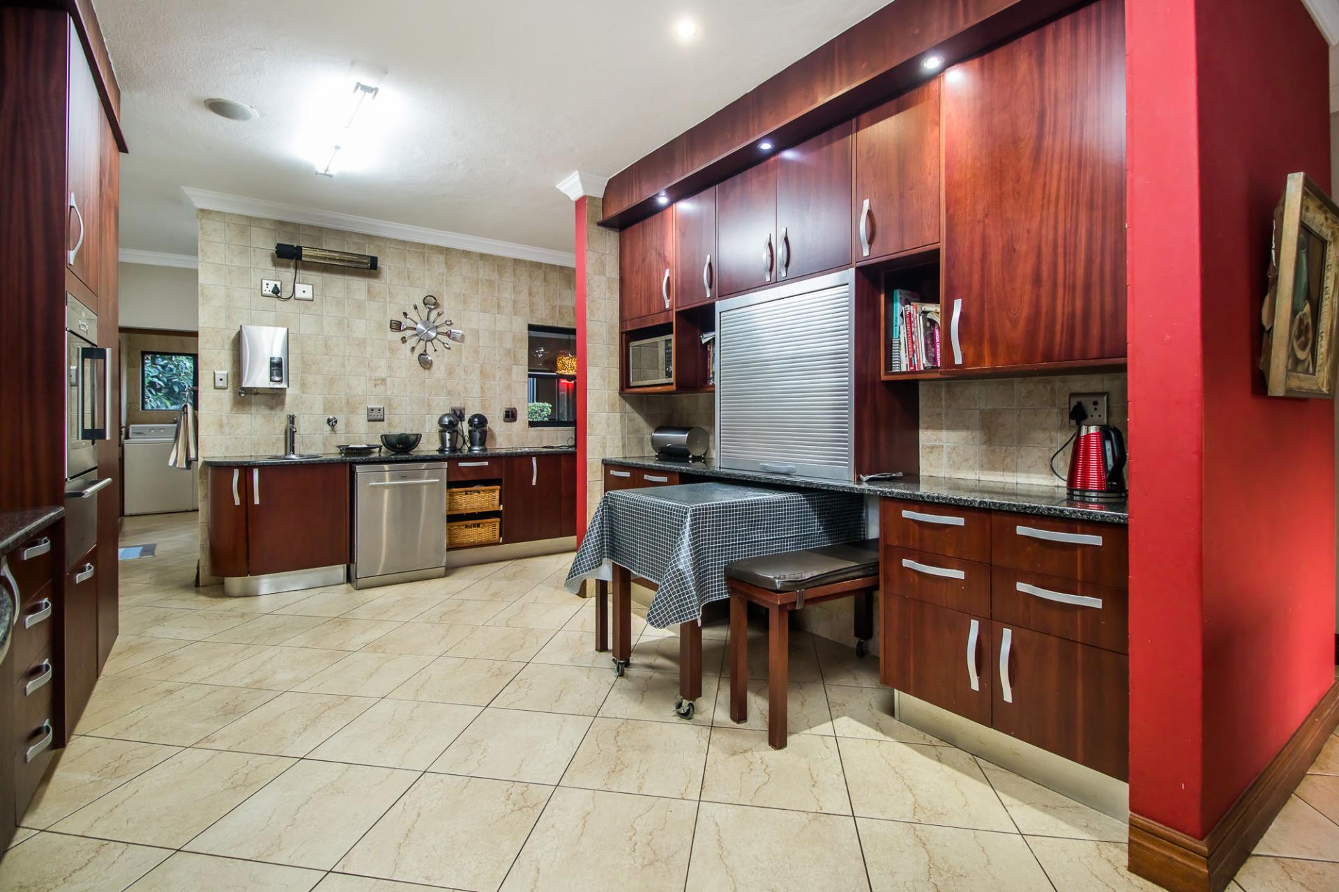  of property in Olympus