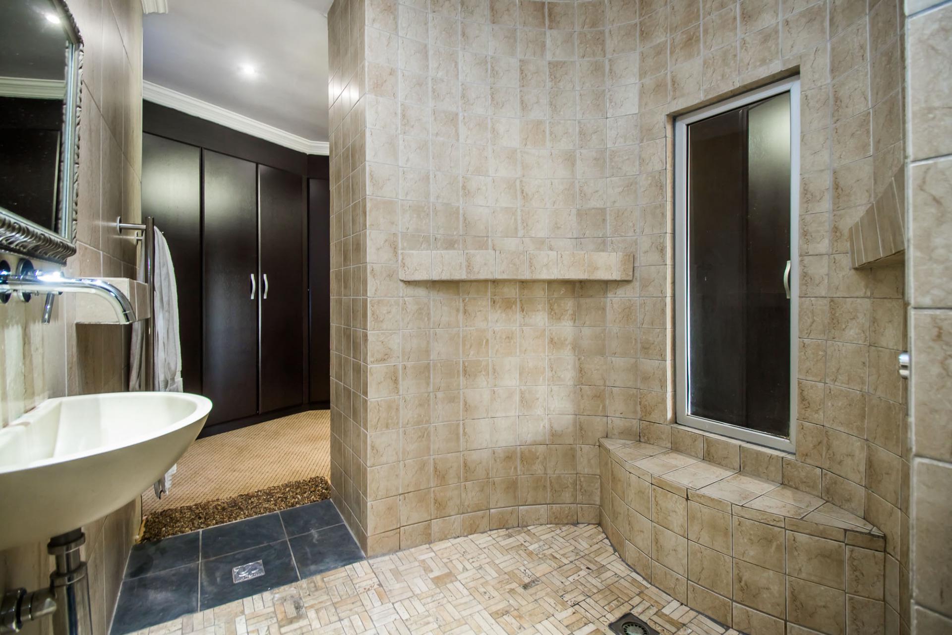  of property in Olympus