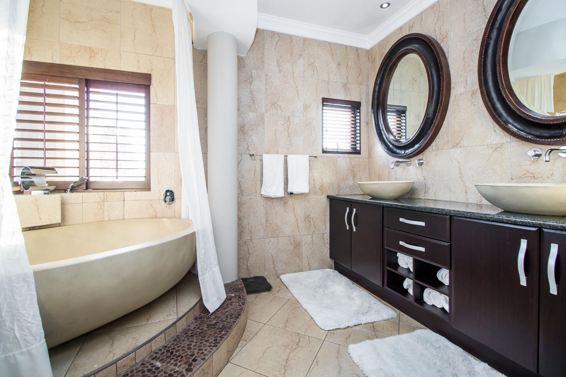  of property in Olympus