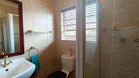 Main Bathroom - 4 square meters of property in Terenure