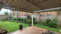 Patio - 15 square meters of property in Terenure