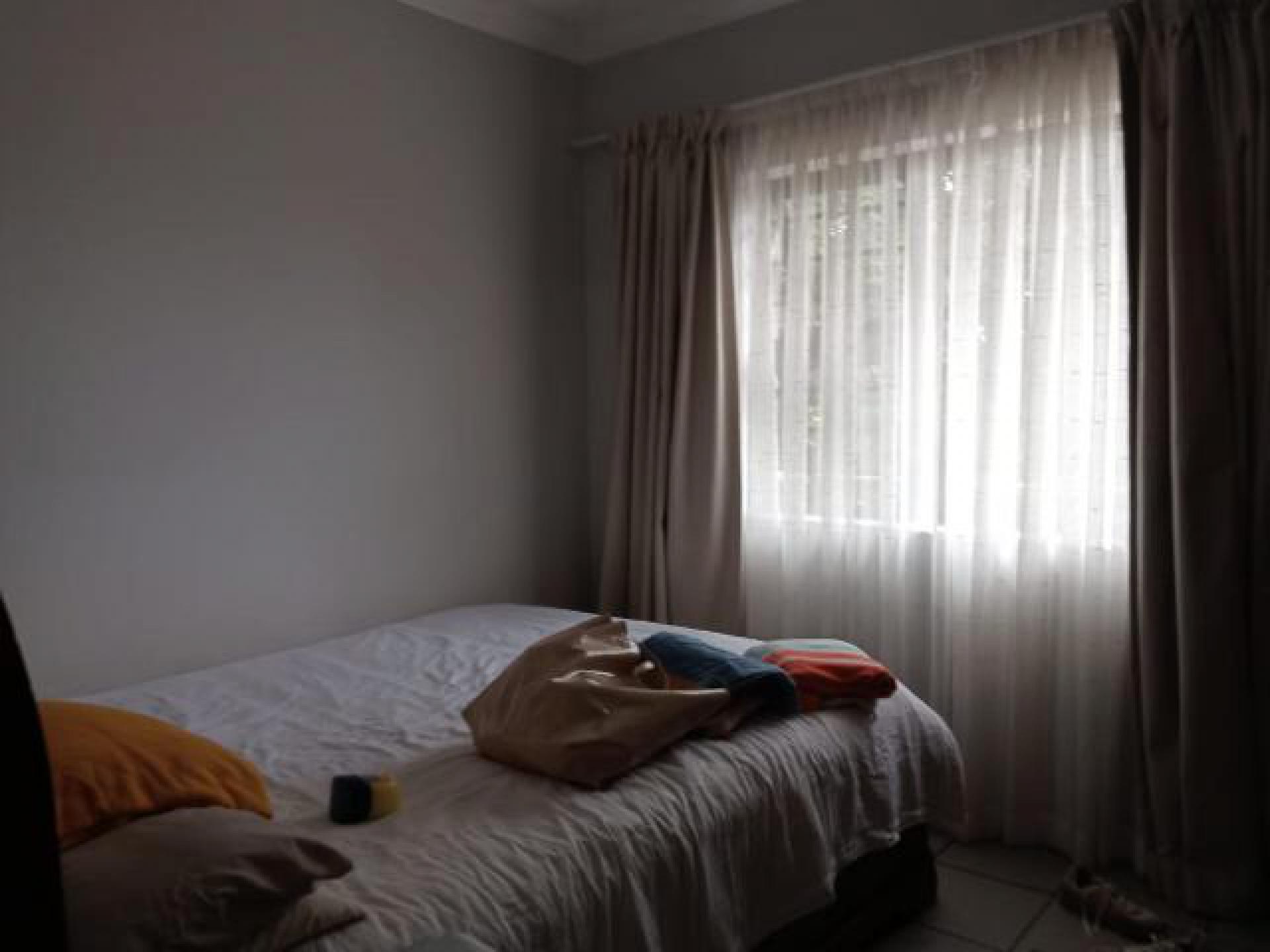 Bed Room 1 of property in Middelburg - MP