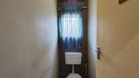 Bathroom 1 - 8 square meters of property in Boksburg