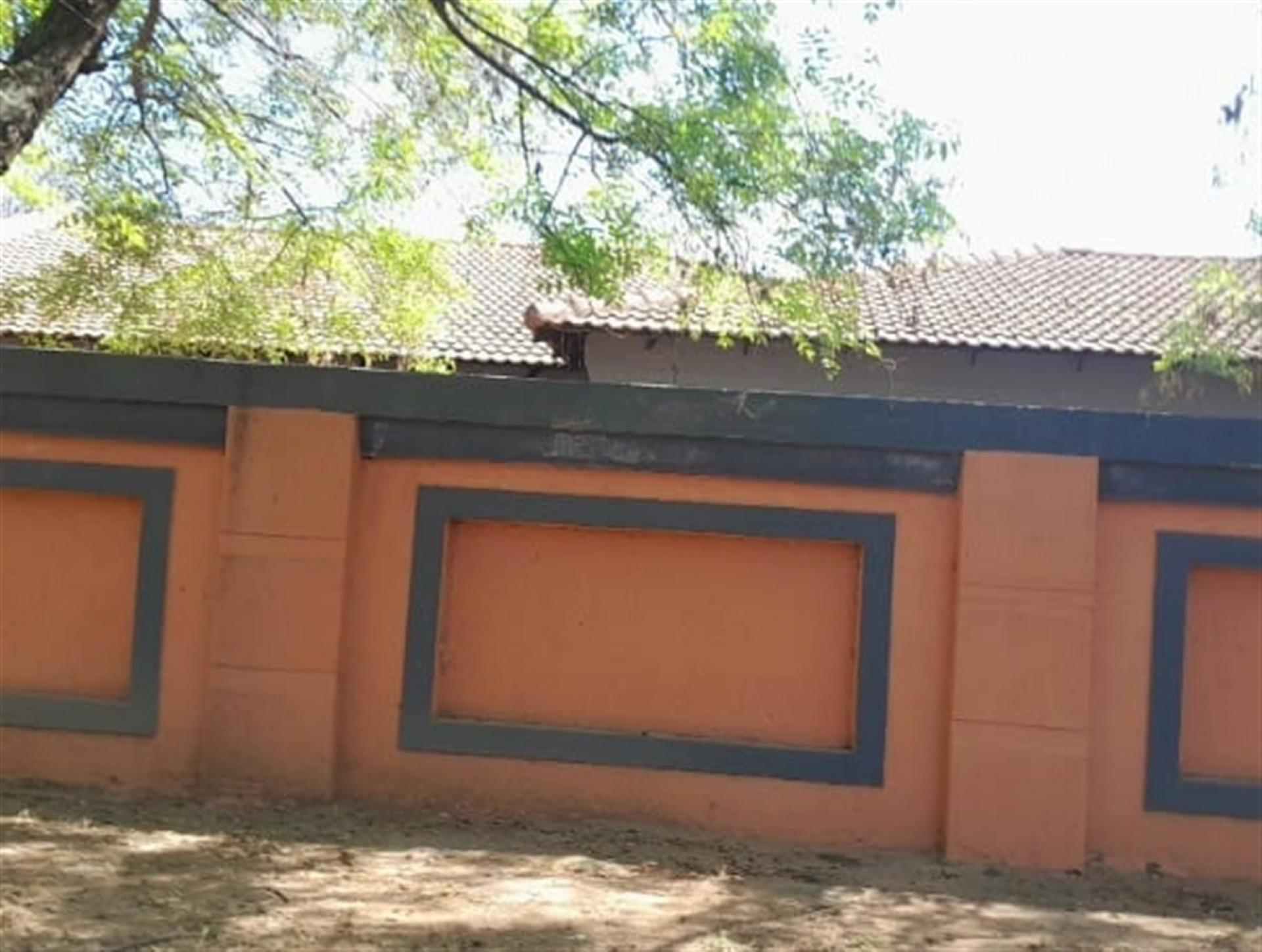 Front View of property in Crystal Park