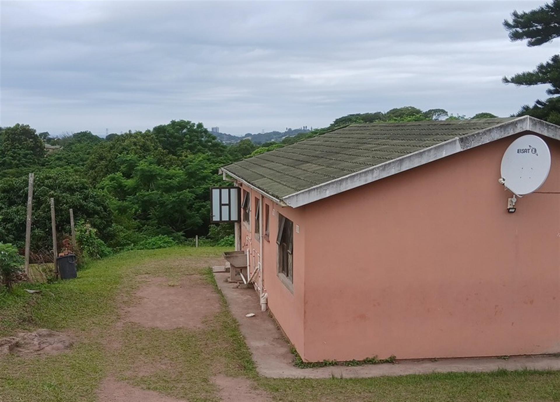 Front View of property in Kwamakhutha