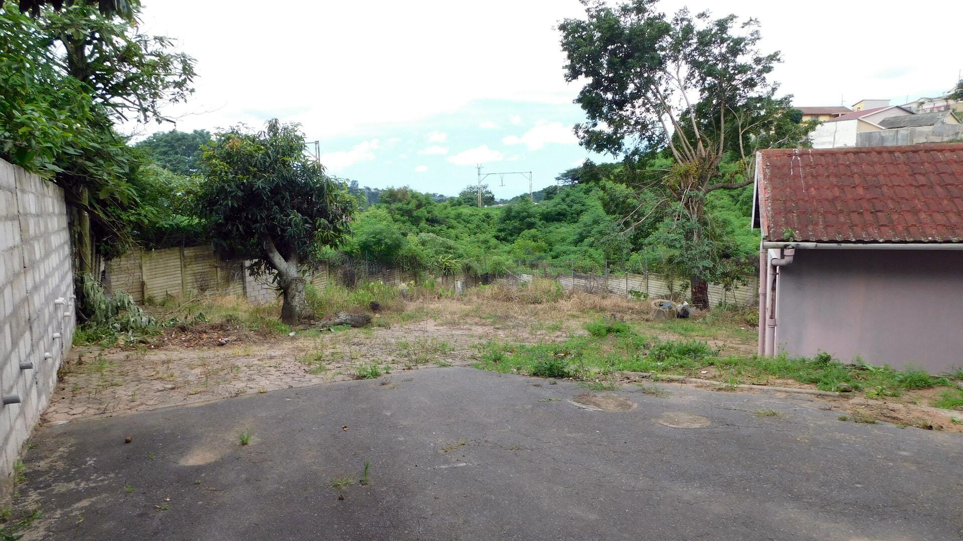 FNB Quick Sell 4 Bedroom House for Sale in Chatsworth KZN