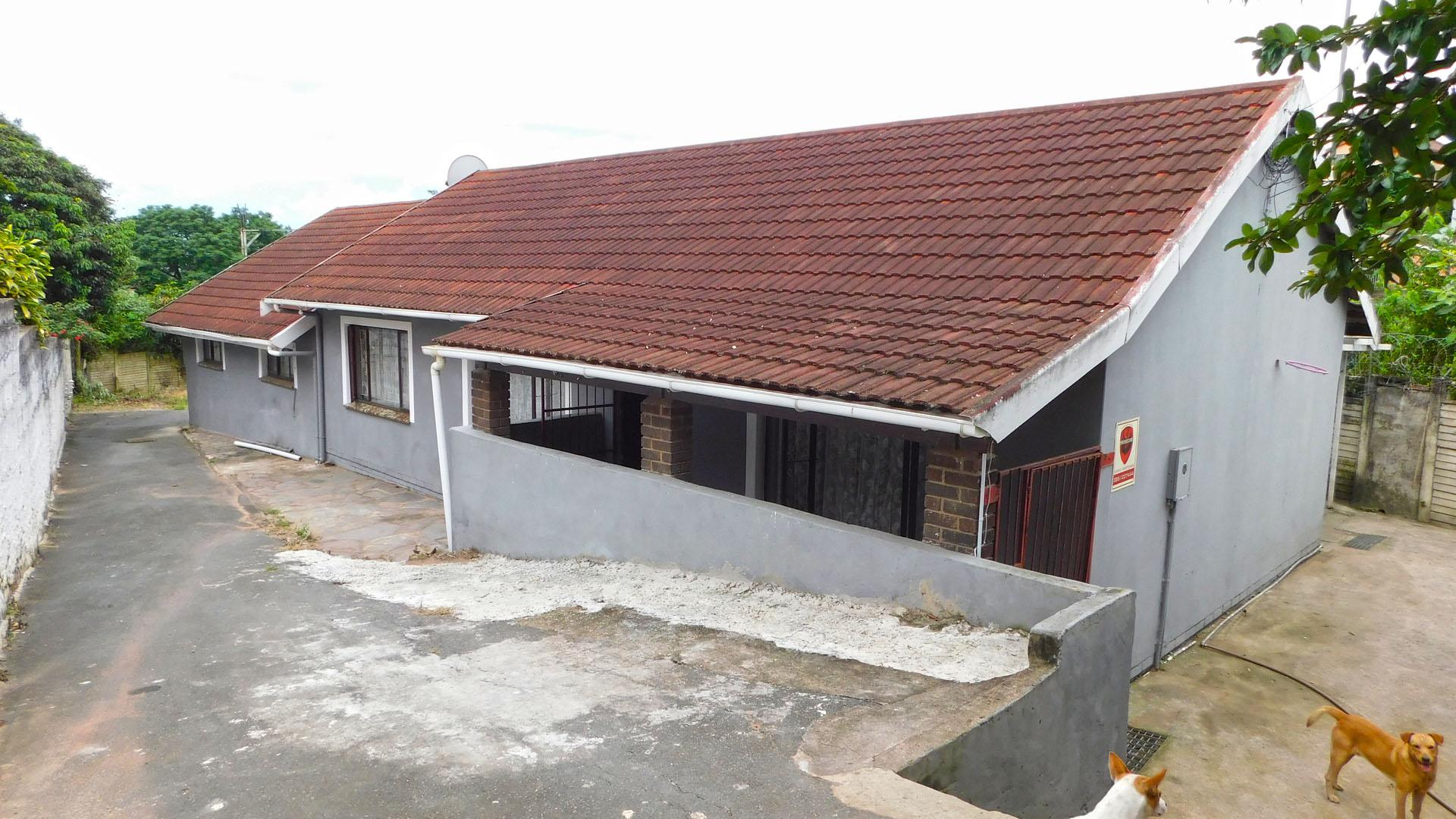 FNB Quick Sell 4 Bedroom House for Sale in Chatsworth KZN