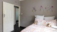 Bed Room 2 - 13 square meters of property in Chatsworth - KZN