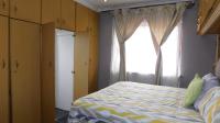 Main Bedroom - 16 square meters of property in Chatsworth - KZN