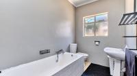 Bathroom 1 - 6 square meters of property in Wilropark