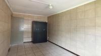 Flatlet - 71 square meters of property in Hatfield