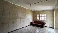 Flatlet - 71 square meters of property in Hatfield