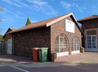 Front View of property in Brackenhurst