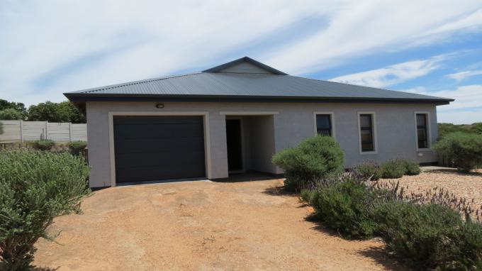 3 Bedroom House for Sale For Sale in Stilbaai (Still Bay) - MR608920