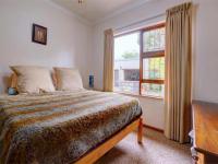 Bed Room 1 of property in George Central