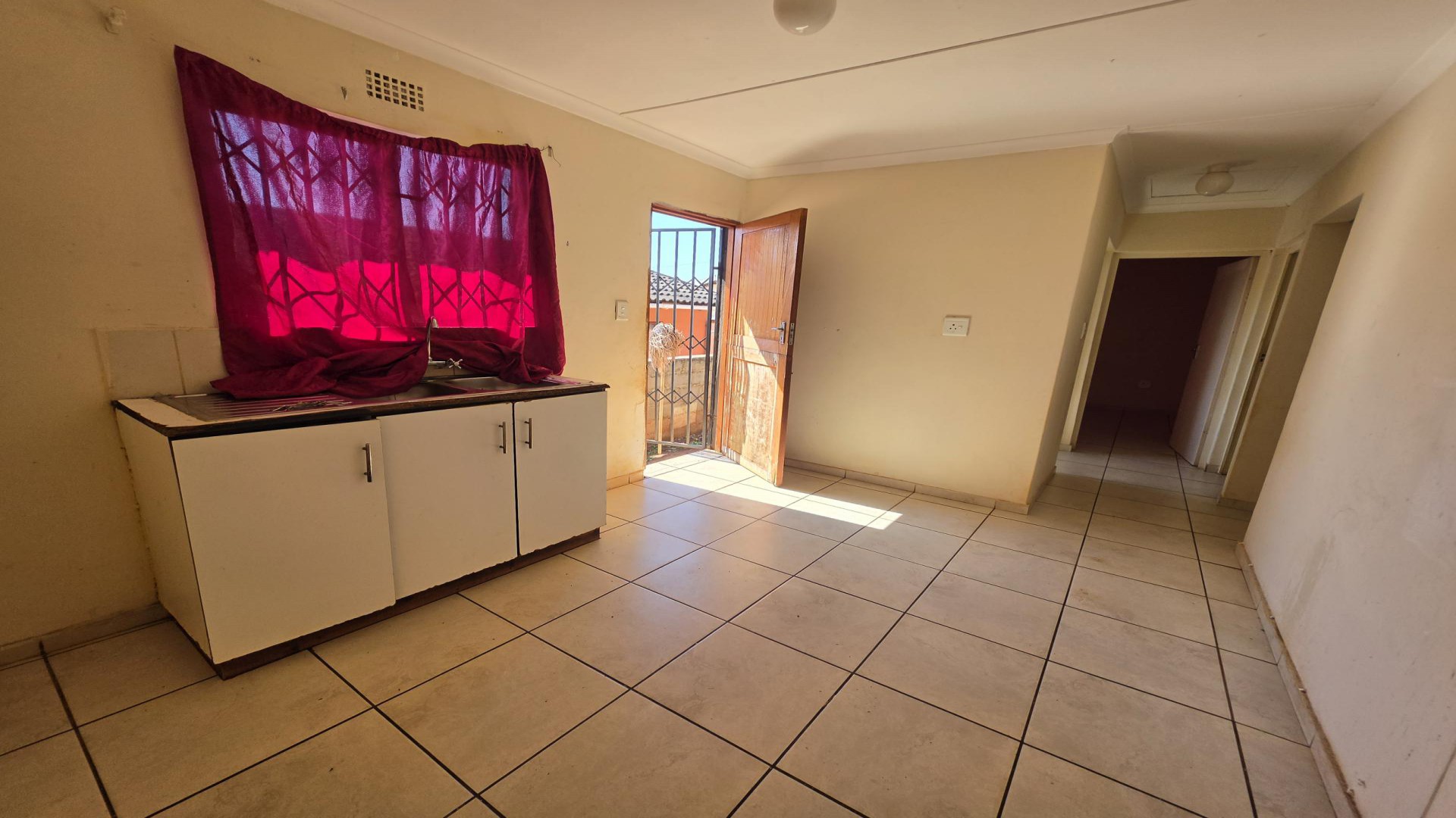 Kitchen of property in Empangeni