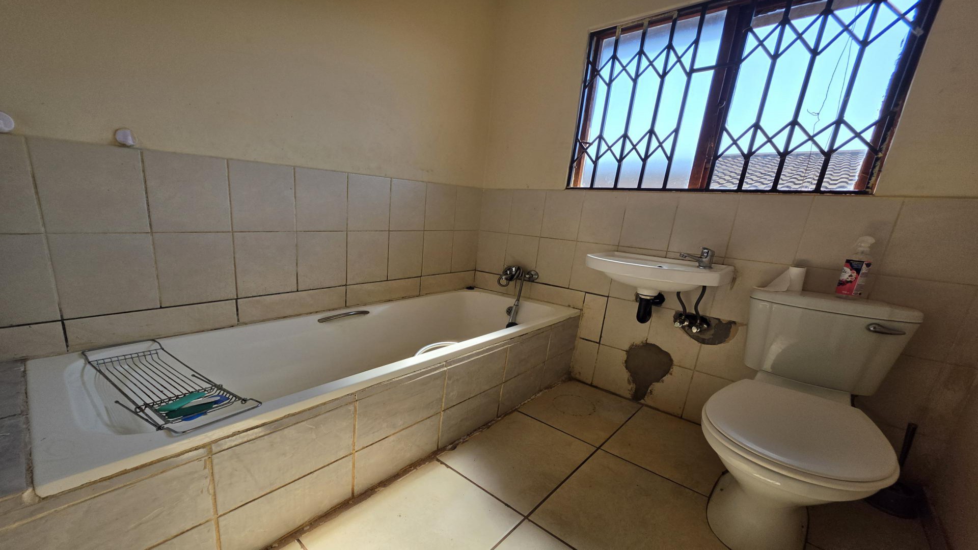 Bathroom 1 of property in Empangeni