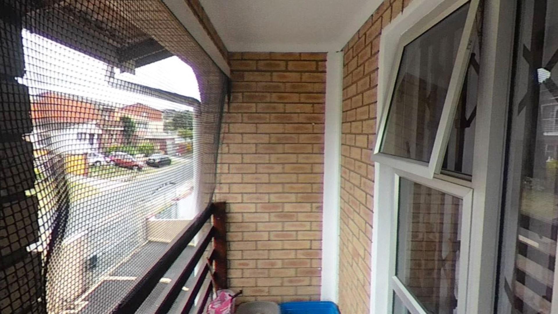 Balcony - 16 square meters of property in Sydenham  - DBN