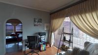 Dining Room - 10 square meters of property in Arcon Park