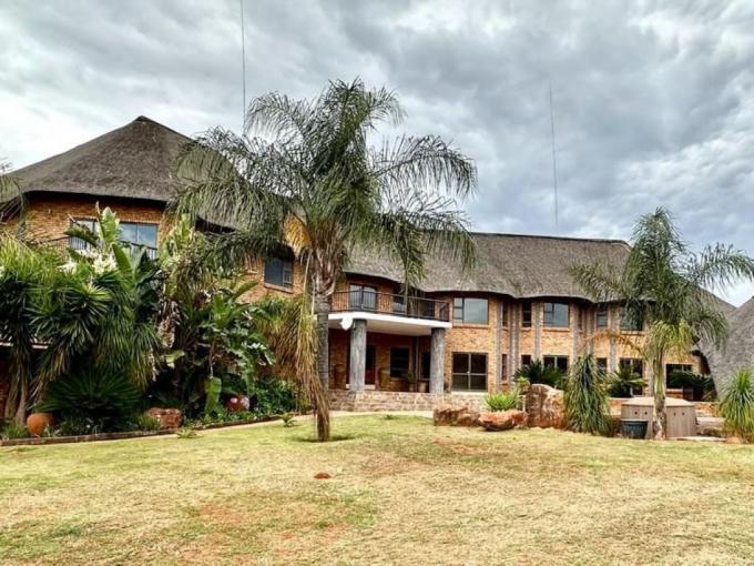 9 Bedroom House for Sale For Sale in Mooikloof - MR609153
