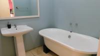 Bathroom 2 - 6 square meters of property in Prestondale