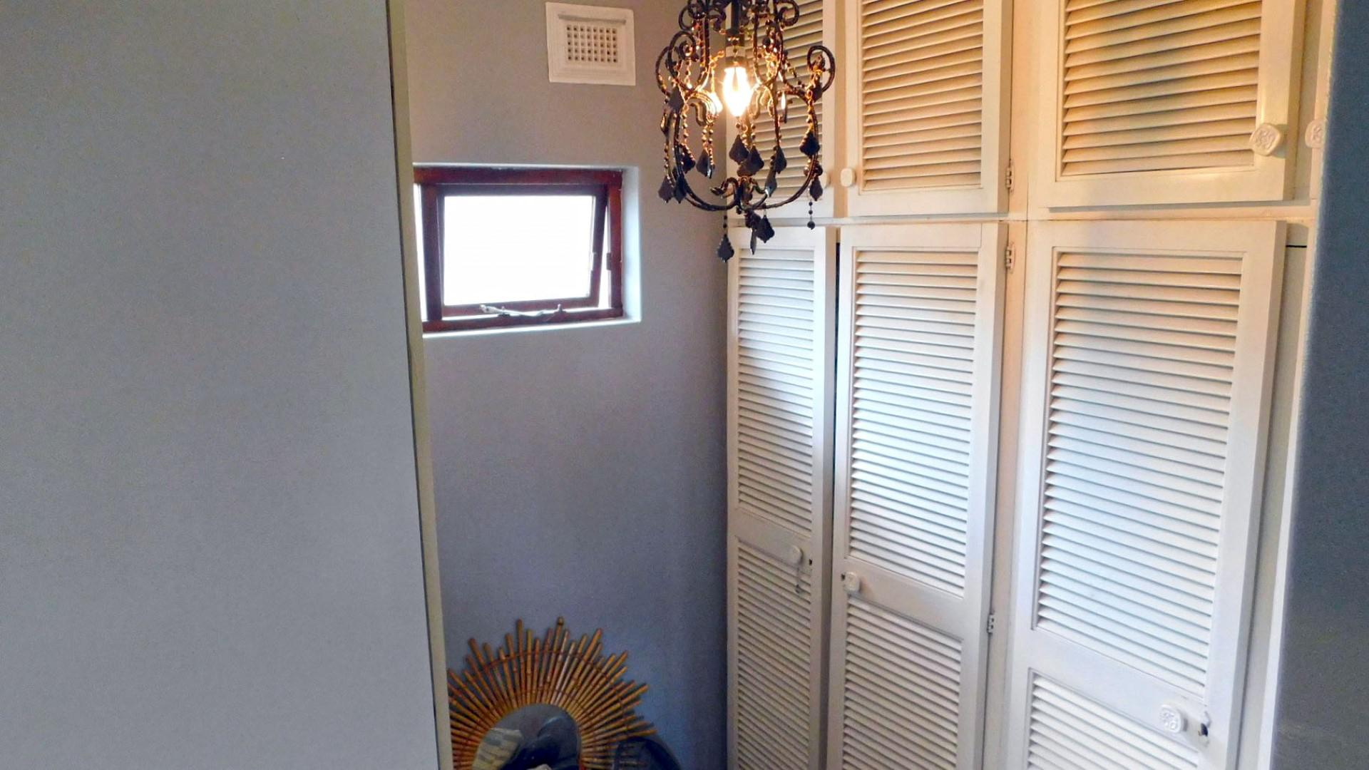 Spaces - 69 square meters of property in Ferncliffe