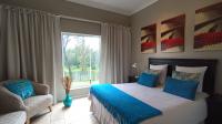 Main Bedroom - 21 square meters of property in Bryanston