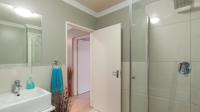 Bathroom 1 - 6 square meters of property in Bryanston