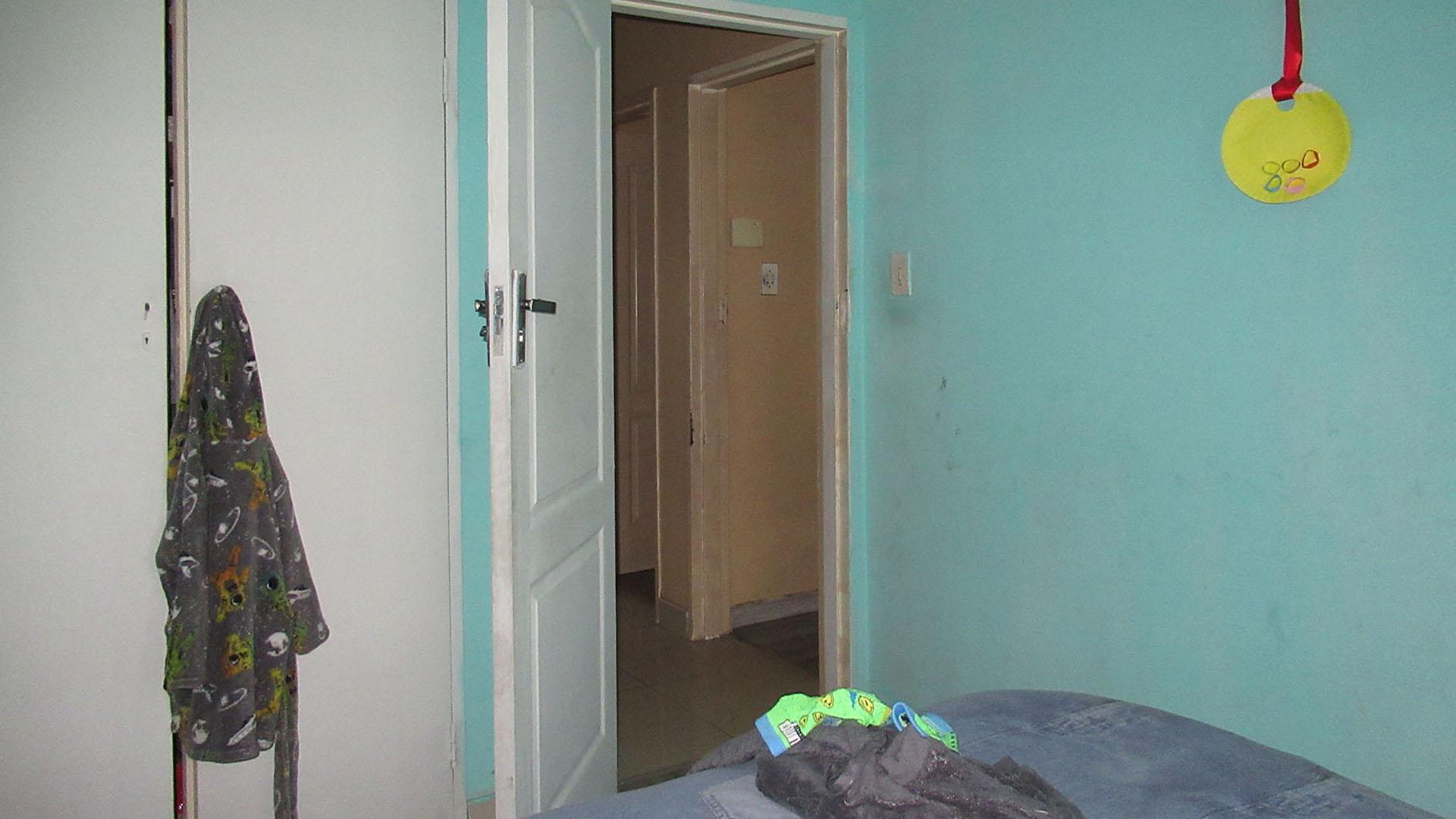 Bed Room 1 - 9 square meters of property in Kibler Park