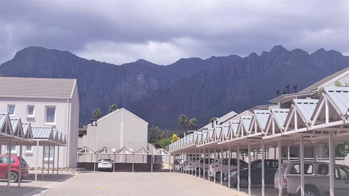 3 Bedroom Apartment for Sale For Sale in Paarl - MR609222