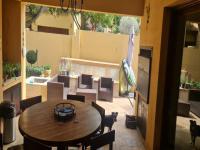 Patio - 20 square meters of property in Maroeladal