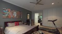 Main Bedroom - 36 square meters of property in Maroeladal