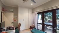 Bed Room 2 - 11 square meters of property in Maroeladal