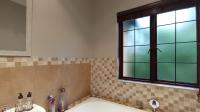 Bathroom 2 - 4 square meters of property in Maroeladal