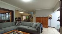 Informal Lounge - 19 square meters of property in Maroeladal