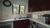 Scullery - 8 square meters of property in Maroeladal