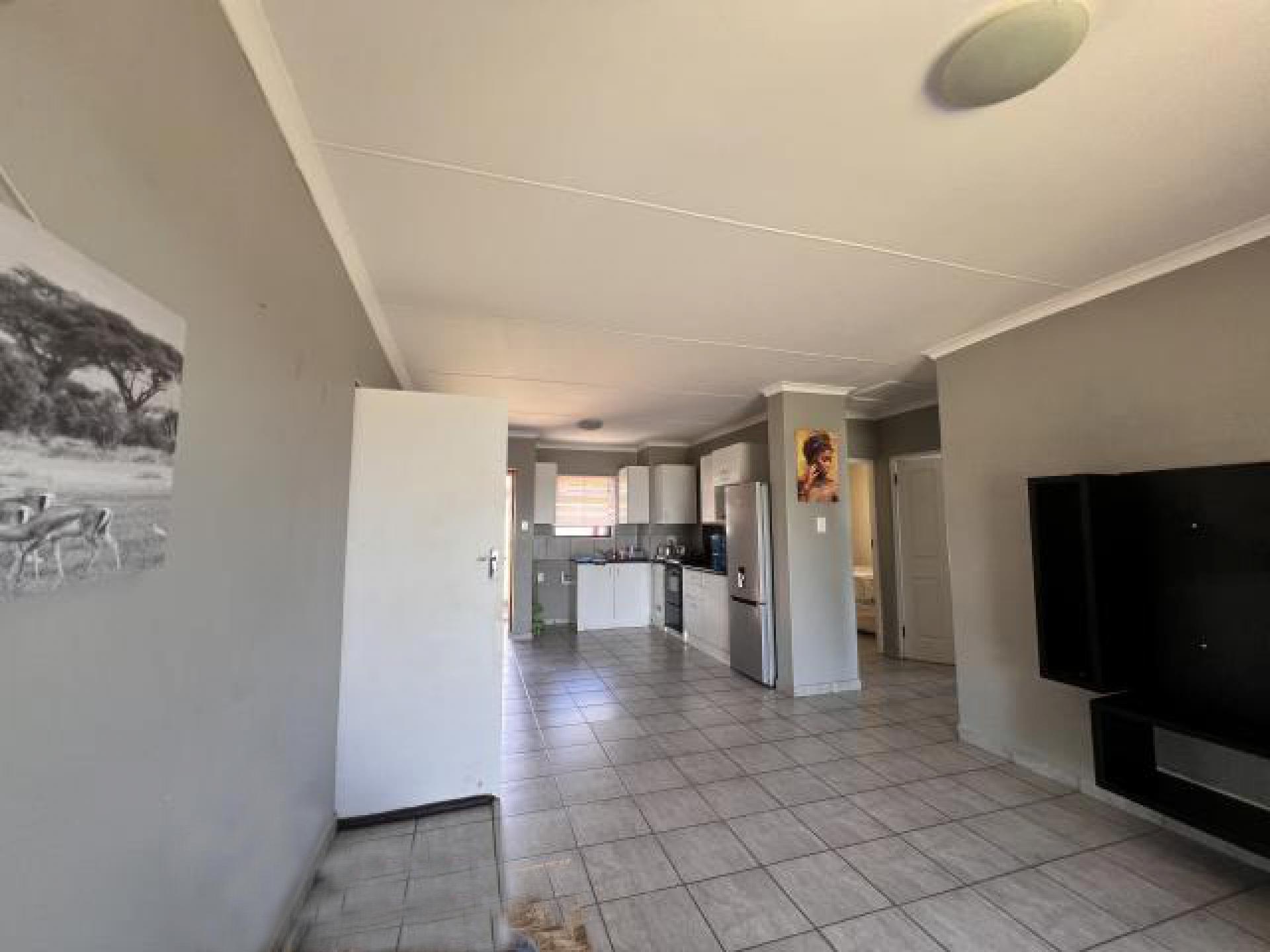 Lounges of property in Kidds Beach