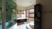 Main Bathroom - 9 square meters of property in Strydompark